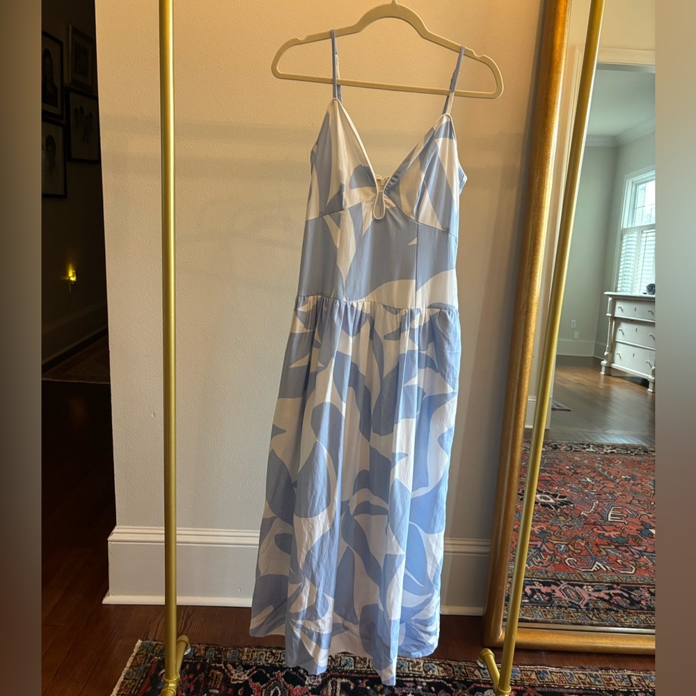 Mon Renn Midi Dress - Picture 2 of 5